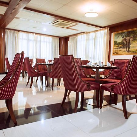 Peacock Hotel Darüsselam Dış mekan fotoğraf