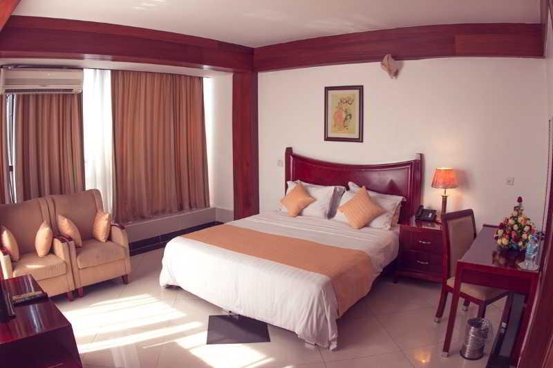 Peacock Hotel Darüsselam Dış mekan fotoğraf