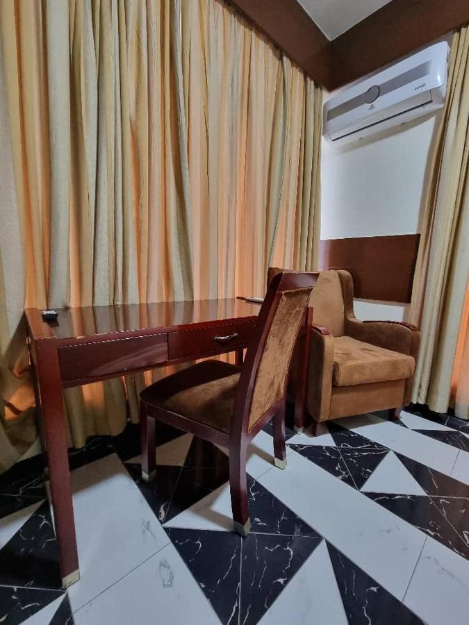 Peacock Hotel Darüsselam Dış mekan fotoğraf