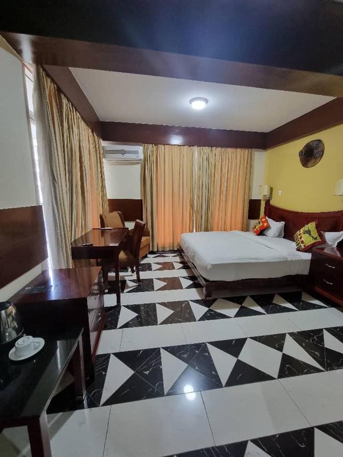 Peacock Hotel Darüsselam Dış mekan fotoğraf