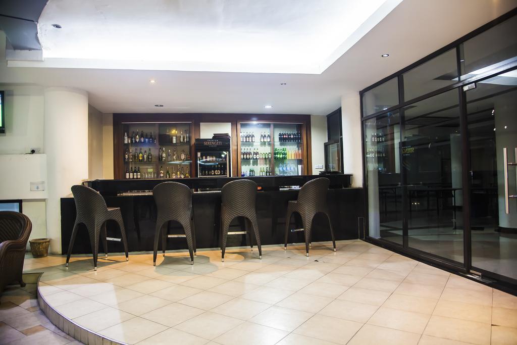 Peacock Hotel Darüsselam Dış mekan fotoğraf