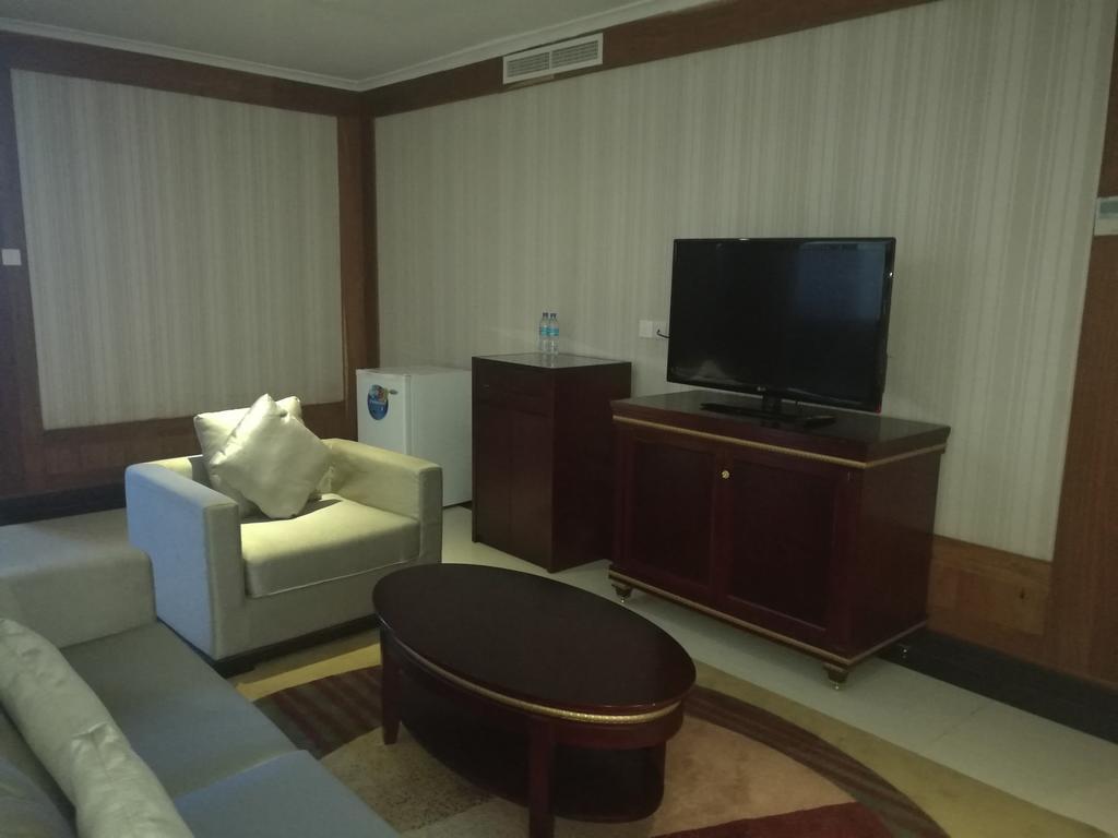 Peacock Hotel Darüsselam Dış mekan fotoğraf