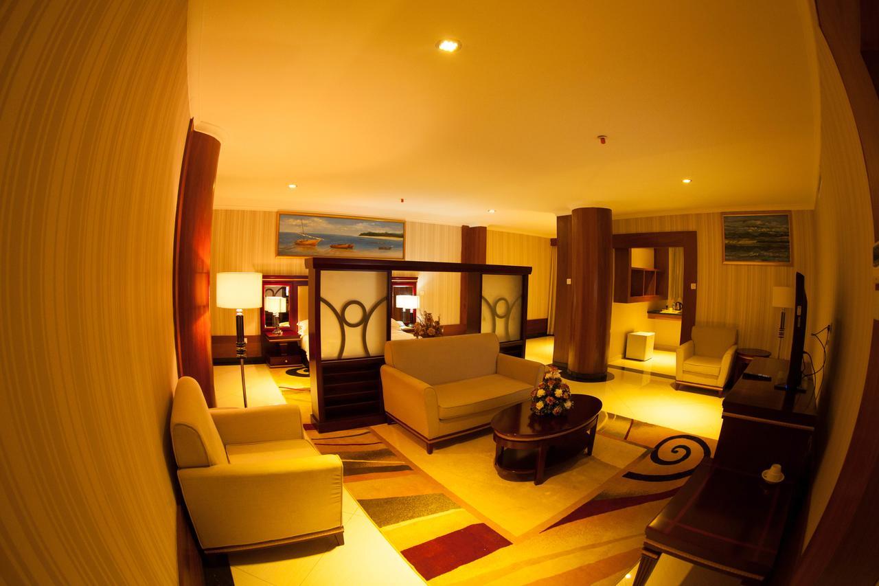 Peacock Hotel Darüsselam Dış mekan fotoğraf